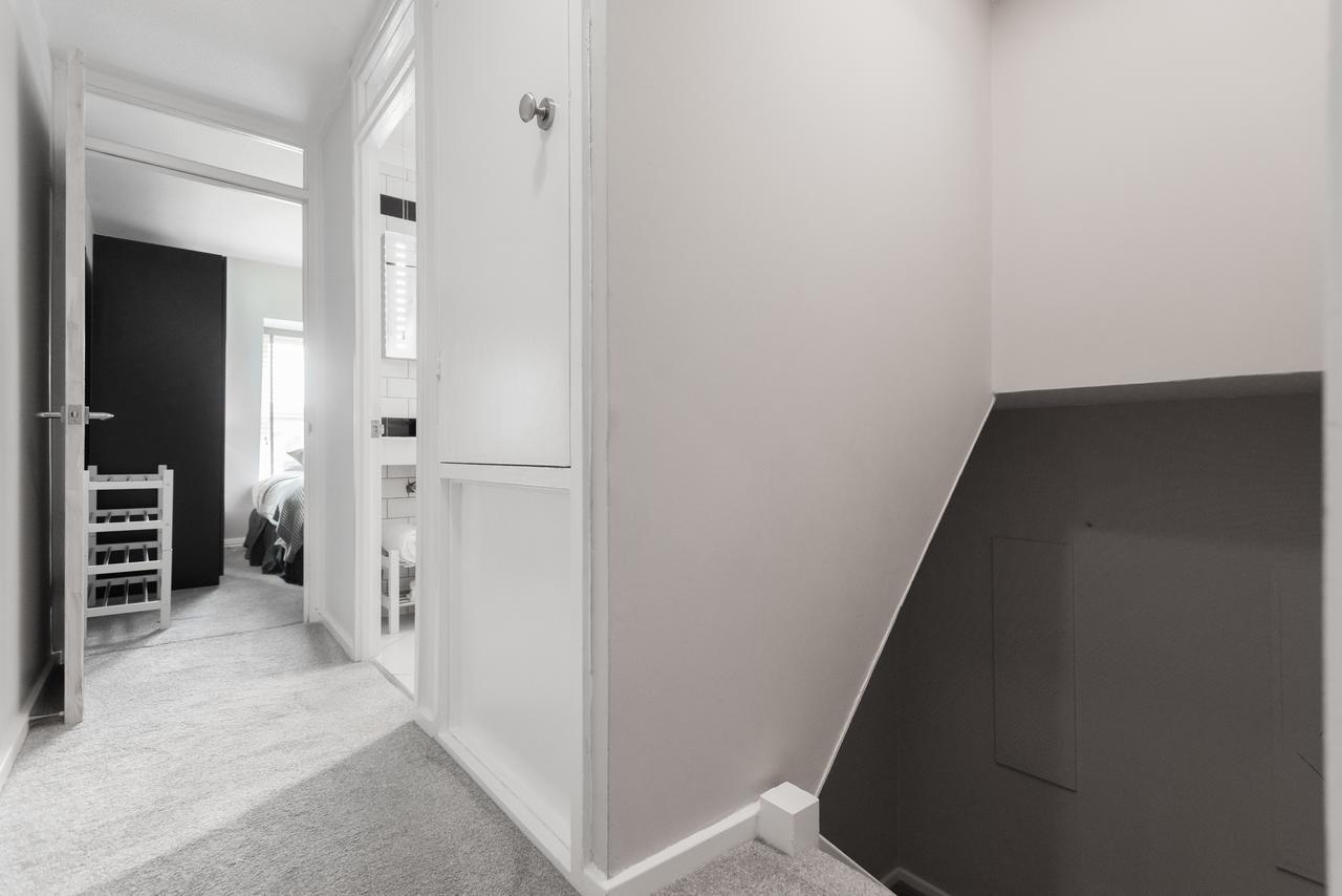 Second Nest Nine Elms Apartment London Bagian luar foto